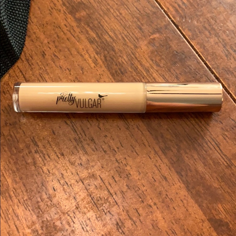 Pretty vulgar concealer